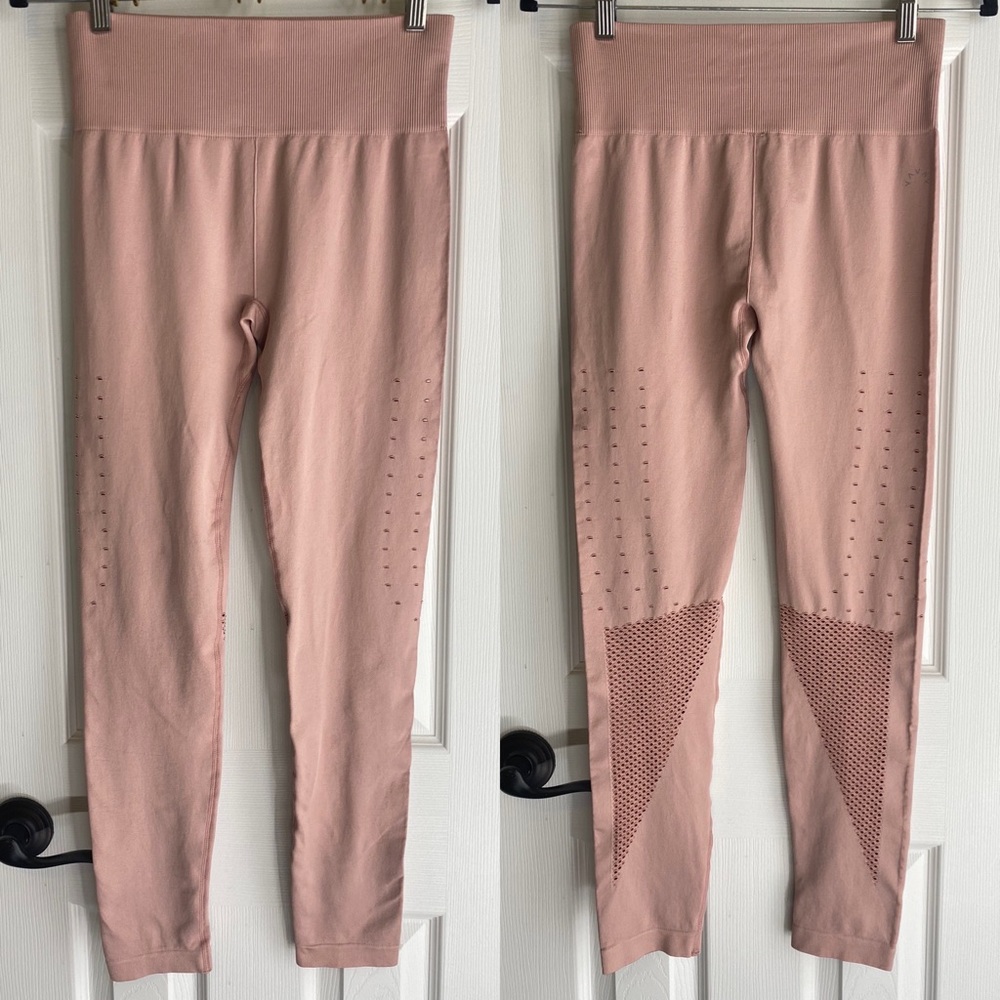Varley Becky Mesh Tight in Pale Mauve - Picture 5 of 8